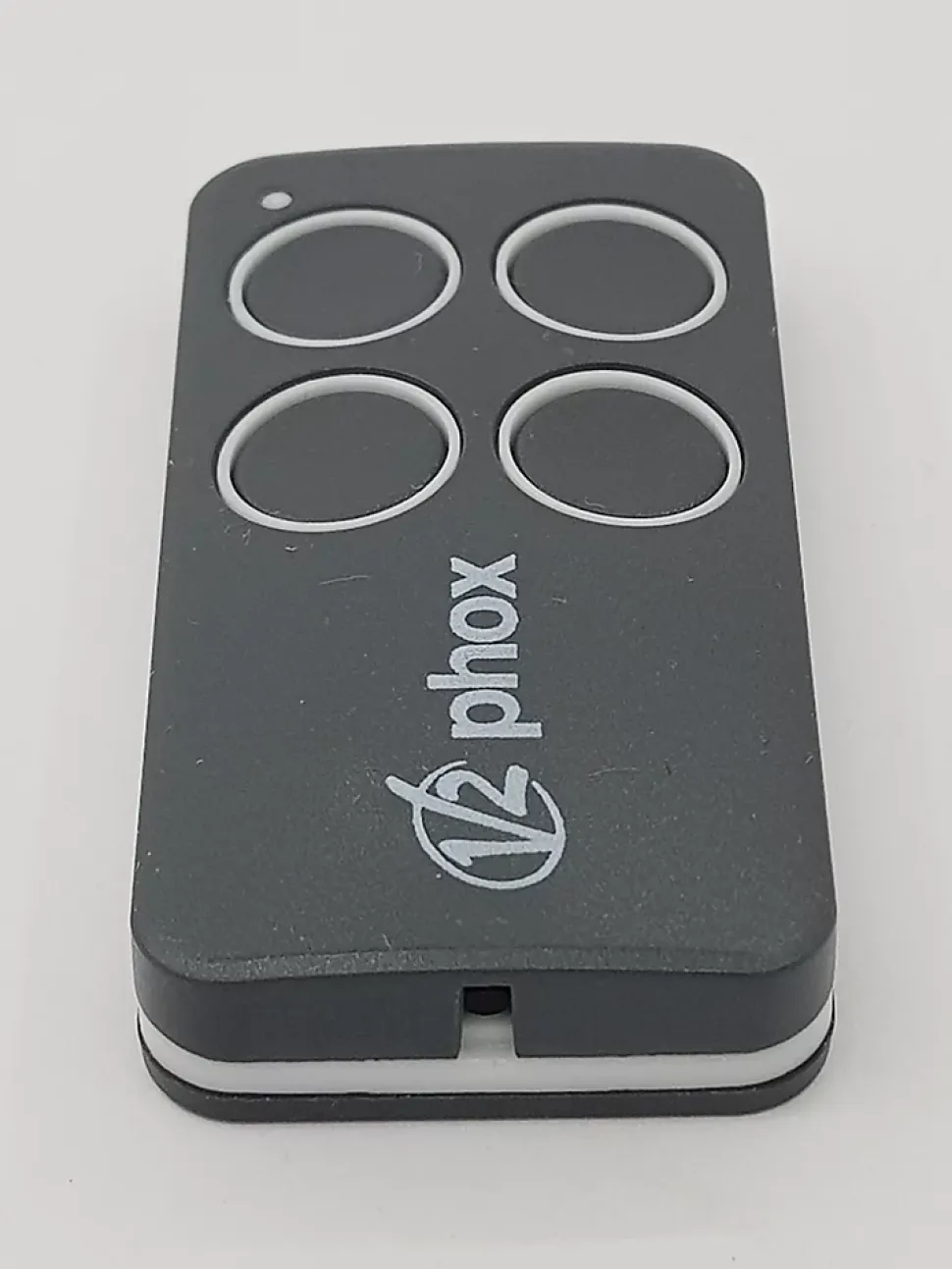Télécommande V2 PHOX-4 C.769 pour portail et garage