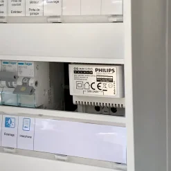 Transformateur 230 V vers 24 V pour tableau électrique sur rail DIN - WelcomeEye Power - Philips -531010