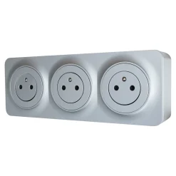 Triple prise avec terre prêt câblée Jacobsen Espen aluminium composable