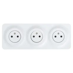 Triple prise avec terre prêt câblée Jacobsen Espen blanc composable